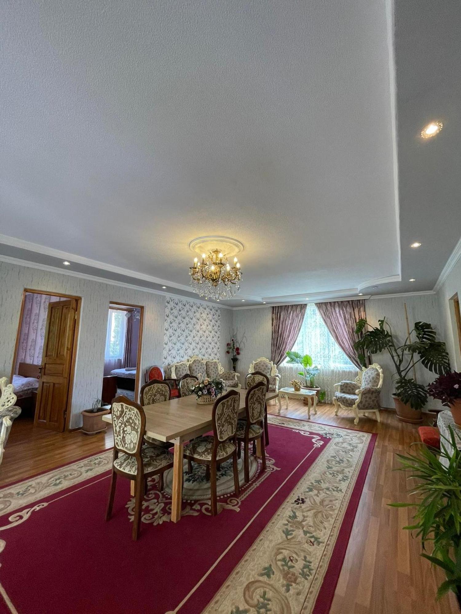 Irina Hotel Tskaltubo Bagian luar foto
