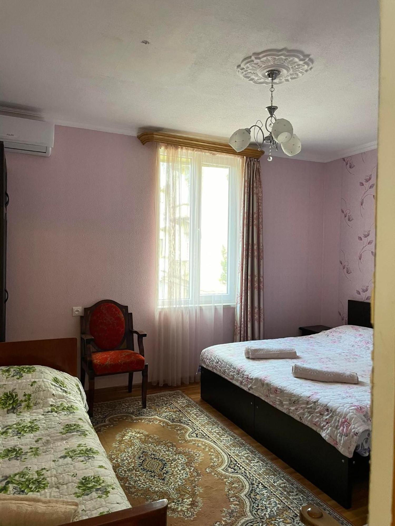 Irina Hotel Tskaltubo Bagian luar foto
