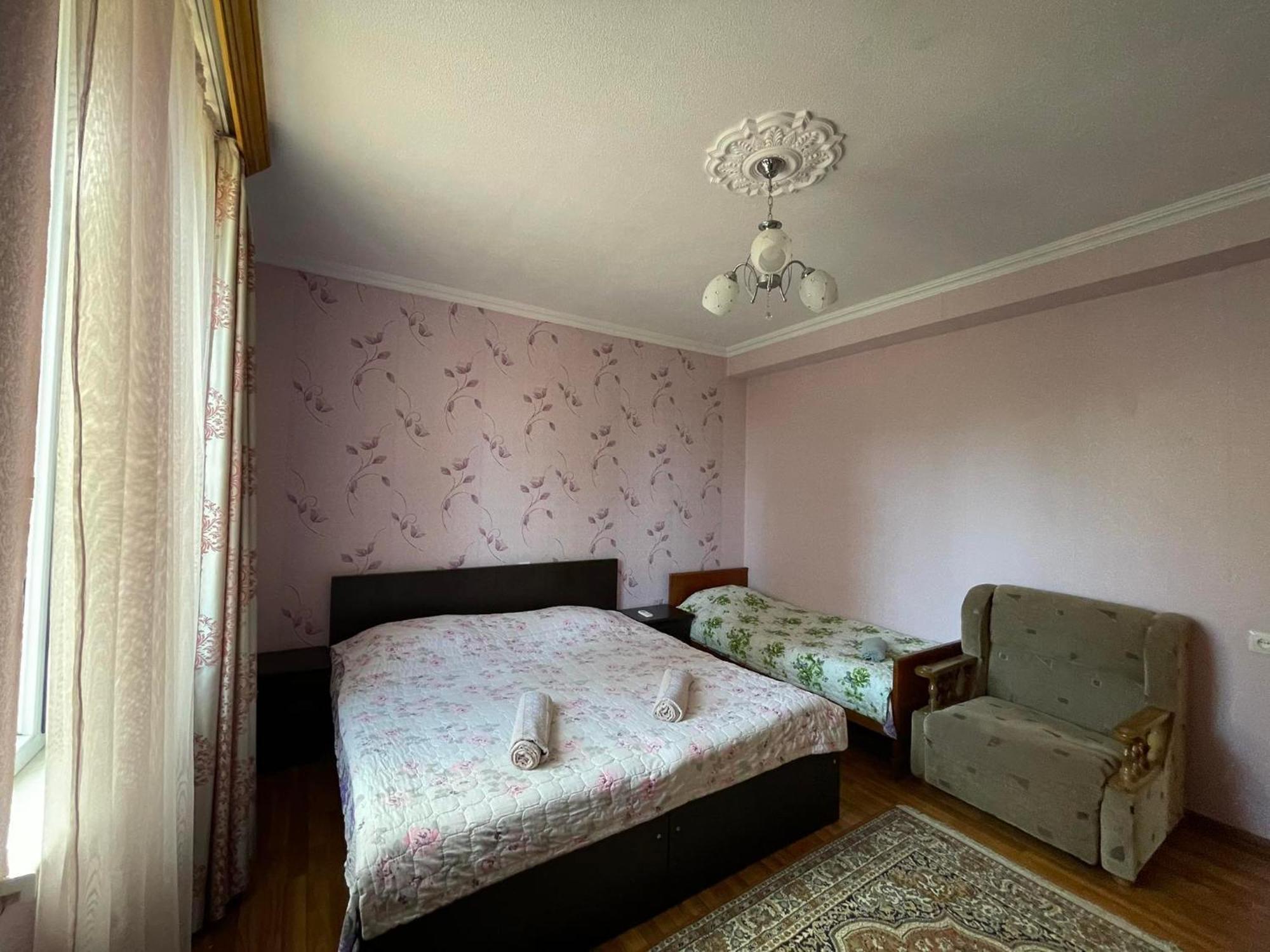 Irina Hotel Tskaltubo Bagian luar foto