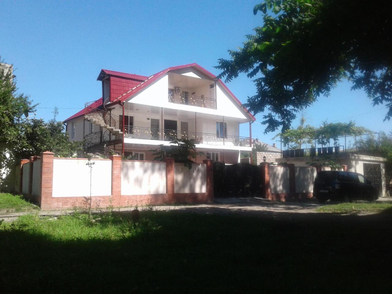 Irina Hotel Tskaltubo Bagian luar foto