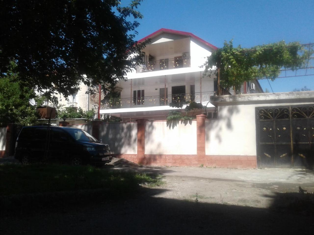 Irina Hotel Tskaltubo Bagian luar foto